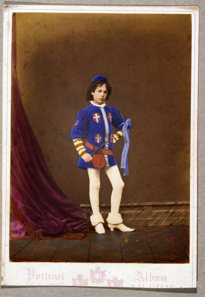 Carte postale avec garçon en costume médiéval - English School