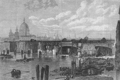 Progrès de la construction du nouveau pont de Blackfriars - English School