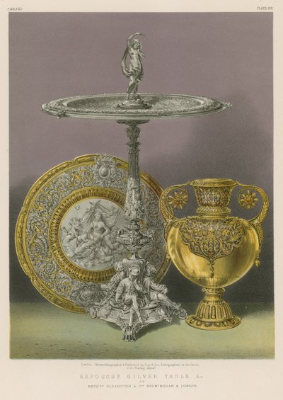 Table en argent repoussé - English School