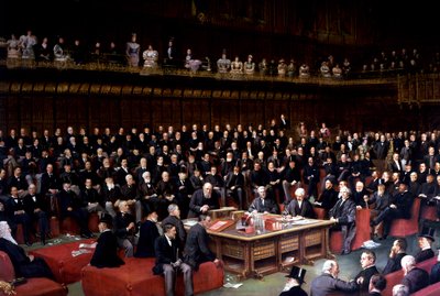 Le Lord Chancelier sur le point de poser la question dans le débat sur l