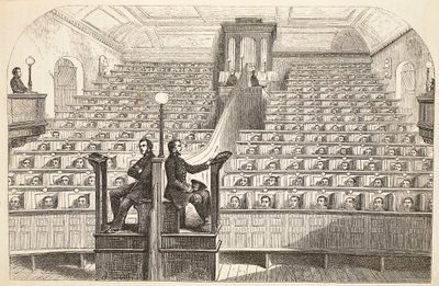 La chapelle, sur le système séparé, à la prison de Pentonville, pendant le service divin, illustration de The Criminal Prisons of London and Scenes from Prison Life par Henry Mayhew et John Binny, pub. 1862 - English School