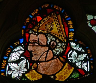 Fenêtre s-2 représentant Saint Cuthbert - English School