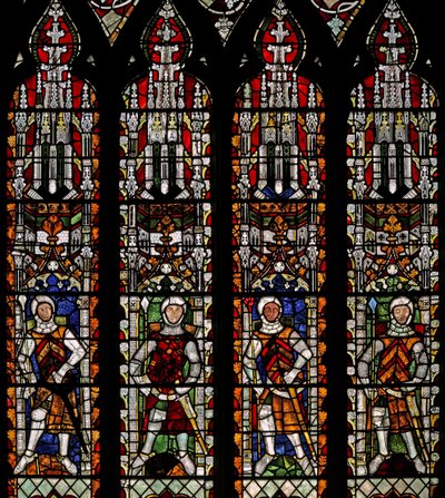 Fenêtre s4 représentant des chevaliers de Clare et William Lord de la Zouche - English School