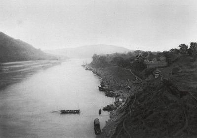 Suchoufou, Sichuan, vue de la ville sur la rivière Min - Ernst Boerschmann
