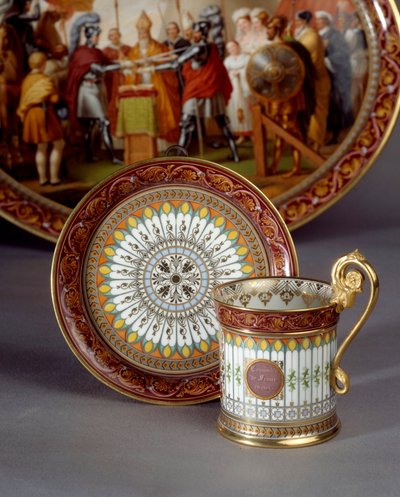 Tasse et soucoupe en porcelaine servant de chocolat. Réalisé par Etienne Charles Leguay (1762-1846) 1835 Sèvres, manufacture de porcelaine - Etienne Charles Leguay