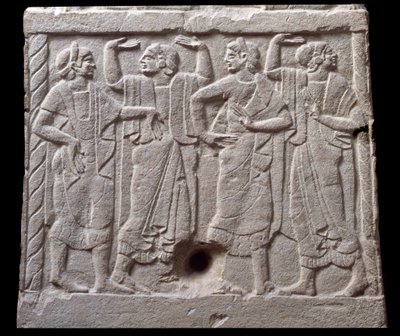 Relief avec danseurs d