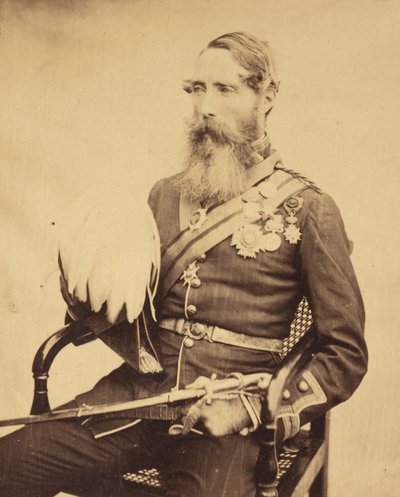 [Portrait du général de brigade Sir Charles Van Straubenzee] - Felice Beato