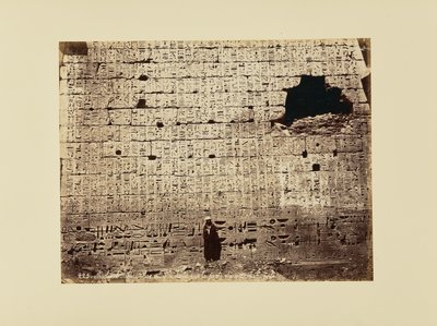 Medinet-Abou - Bas relief á [sic] droite sur la porte du grand Temple - Félix Bonfils