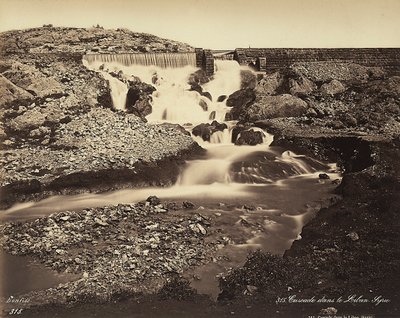 Vue des chutes entre le Liban et la Syrie - Félix Bonfils