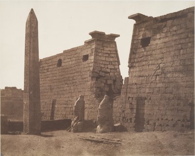 Louxor (Thèbes), construction antérieure - pylône, colosses et obélisque - Félix Teynard