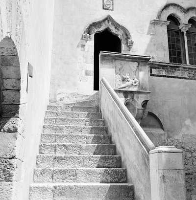 Château sarrasin de Taormine, Sicile - Fosco Maraini