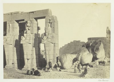 Piliers Osiride et grand colosse tombé, au Memnonium, Thèbes, 1857 - Francis Frith