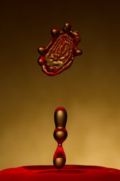 Dynamic Gold Red Splash - Francois Casanova