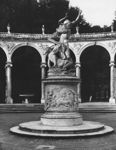 Enlèvement de Proserpine par Pluton tandis qu