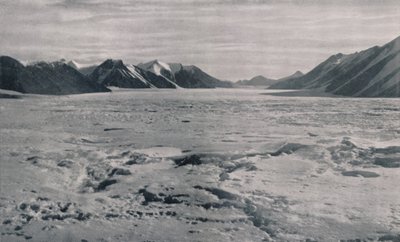 Une vallée de glacier de sortie complètement remplie de glace, vers 1911, 1913 - Frank Debenham