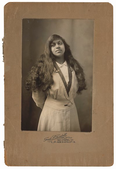 Portrait de femme, c. 1910 (photo) - Fred S. Tisdell