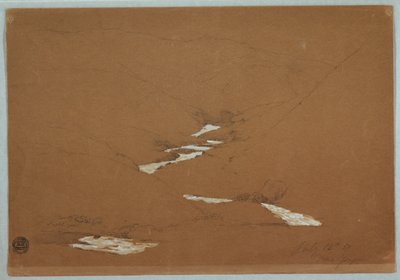 Vallée de montagne étroite avec ruisseau en cascade près d