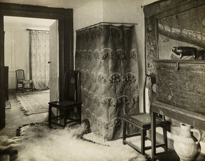 Manoir de Kelmscott : Passage à la salle parallèle - Frederick H. Evans