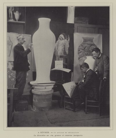 Atelier de décoration à la manufacture de porcelaine de Sèvres, France - French Photographer
