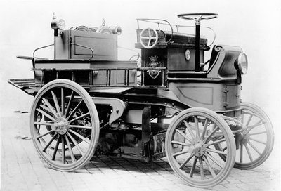 Automobile électrique pour la brigade des pompiers de Paris, 1899 - French Photographer