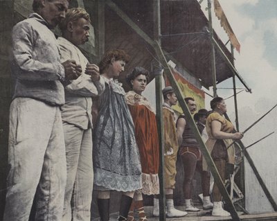Artistes forains sur scène - French Photographer