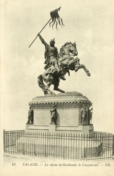 Falaise, la statue de Guillaume le Conquérant, ND - French Photographer