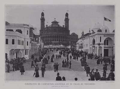 Pavillons coloniaux français et Palais du Trocadéro vus du Pont d