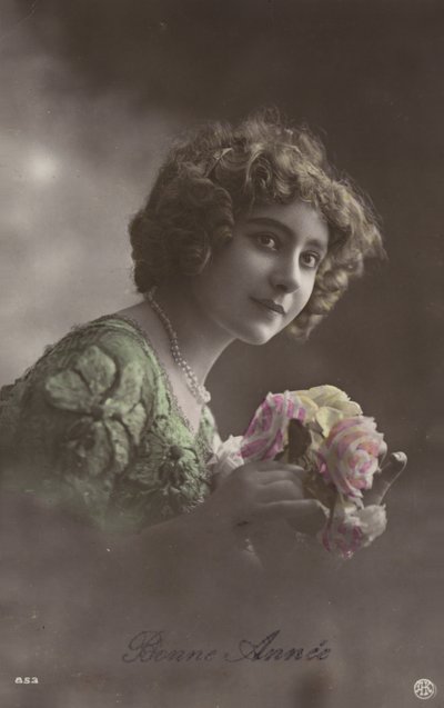 Fille avec un bouquet - French Photographer