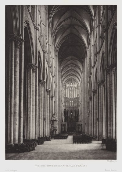 Vue intérieure de la cathédrale d