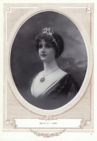 Mannequin créé par Pierre Imans (photo n/b) - French Photographer