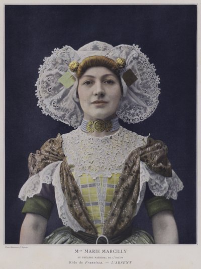 Marie Marcilly en Francisca dans L