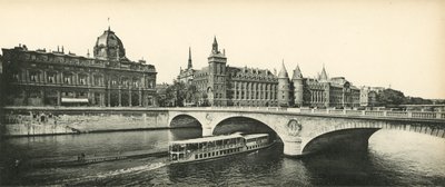 Paris, La Conciergerie et le Tribunal de Commerce - French Photographer
