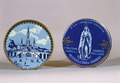Boîte de pastilles fabriquées avec de l