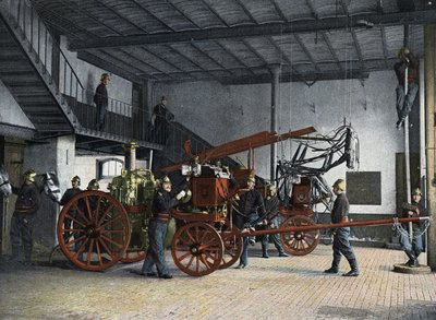 Pompiers de Paris. Poste central (caserne des pompiers) : Appel au feu. Au moment de l