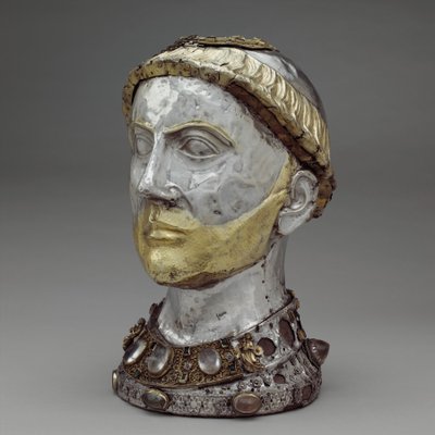 Buste reliquaire de Saint Yrieix, c.1220-40 (argent doré avec cristal de roche, gemmes et verre) - French School