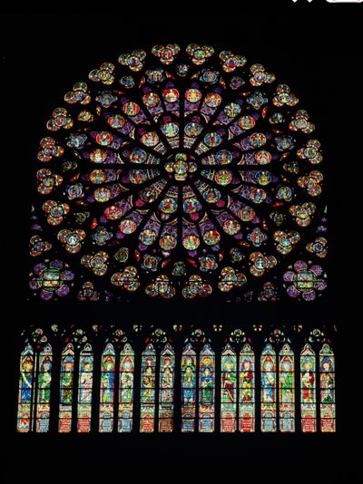 Rosace du transept sud représentant le Christ au centre entouré de saints et des douze apôtres - French School