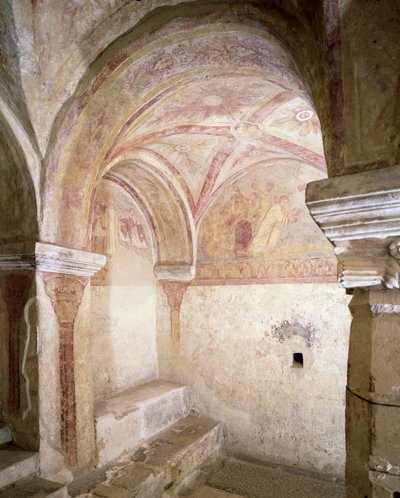 Vue des fresques carolingiennes dans la crypte intérieure, vers 858 - French School