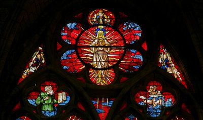 Fenêtre w34 représentant la Transfiguration avec Élisée et Moïse - French School