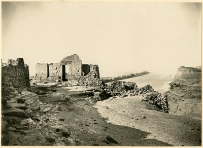 Ruines du temple, avec le Nil en arrière-plan, Qasr Ibrim, Égypte, photographie de Georg Steindorff, vers 1930 - Georg Steindorff