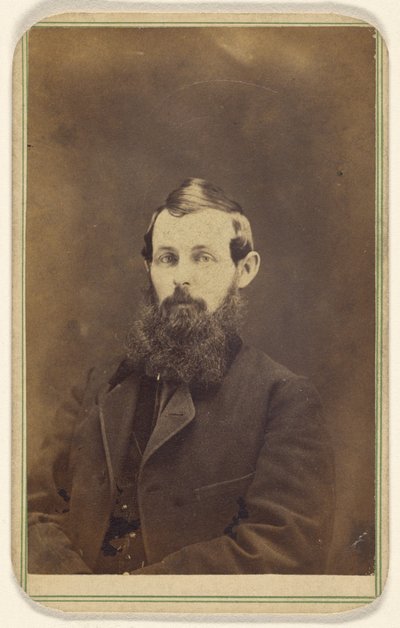 [Homme non identifié avec une barbe complète, assis] - George A. Lenzi