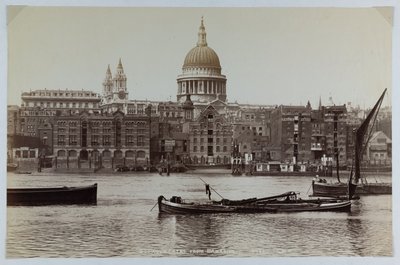 Vue de Bankside sur la Tamise en direction de Paul