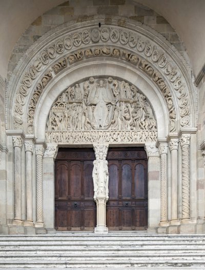 Le Jugement Dernier, portail central de la cathédrale Saint-Lazare, Autun, France - Gislebertus