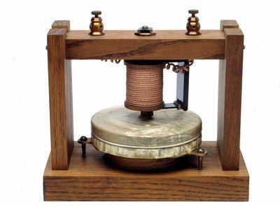 Téléphone de Graham Bell utilisé pour les premières expériences de 1875 - Graham Bell