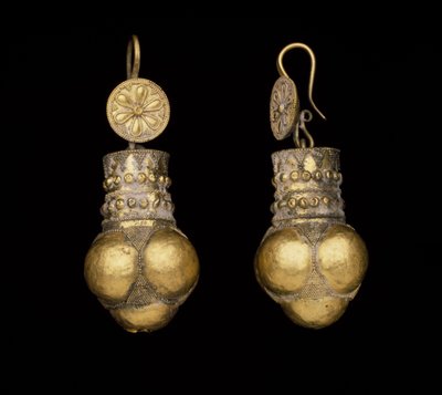 Paire de pendentifs d