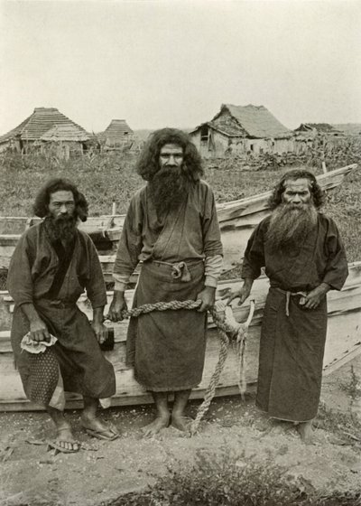 Happu Konno, Le Chasseur au Centre et Deux Pêcheurs Aïnous, 1910 - Herbert Ponting