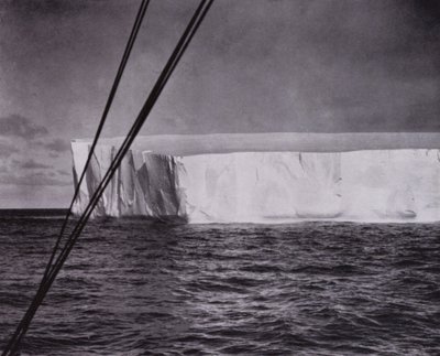 "Ils ont aperçu leur premier iceberg" - Herbert Ponting