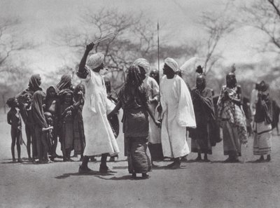 Afrique : danse Aulad Hamid - Hugo Adolf Bernatzik