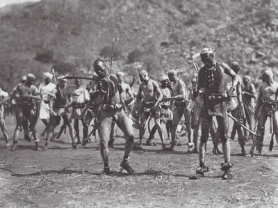 Afrique : Danse du hochet Nuba - Hugo Adolf Bernatzik