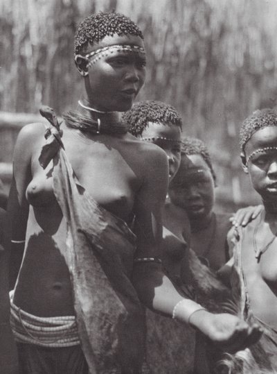 Afrique : Filles Shilluk - Hugo Adolf Bernatzik