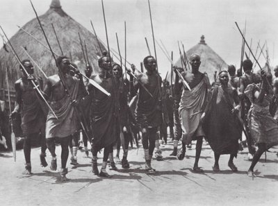 Afrique : Guerriers Shilluk attaquant la tombe d